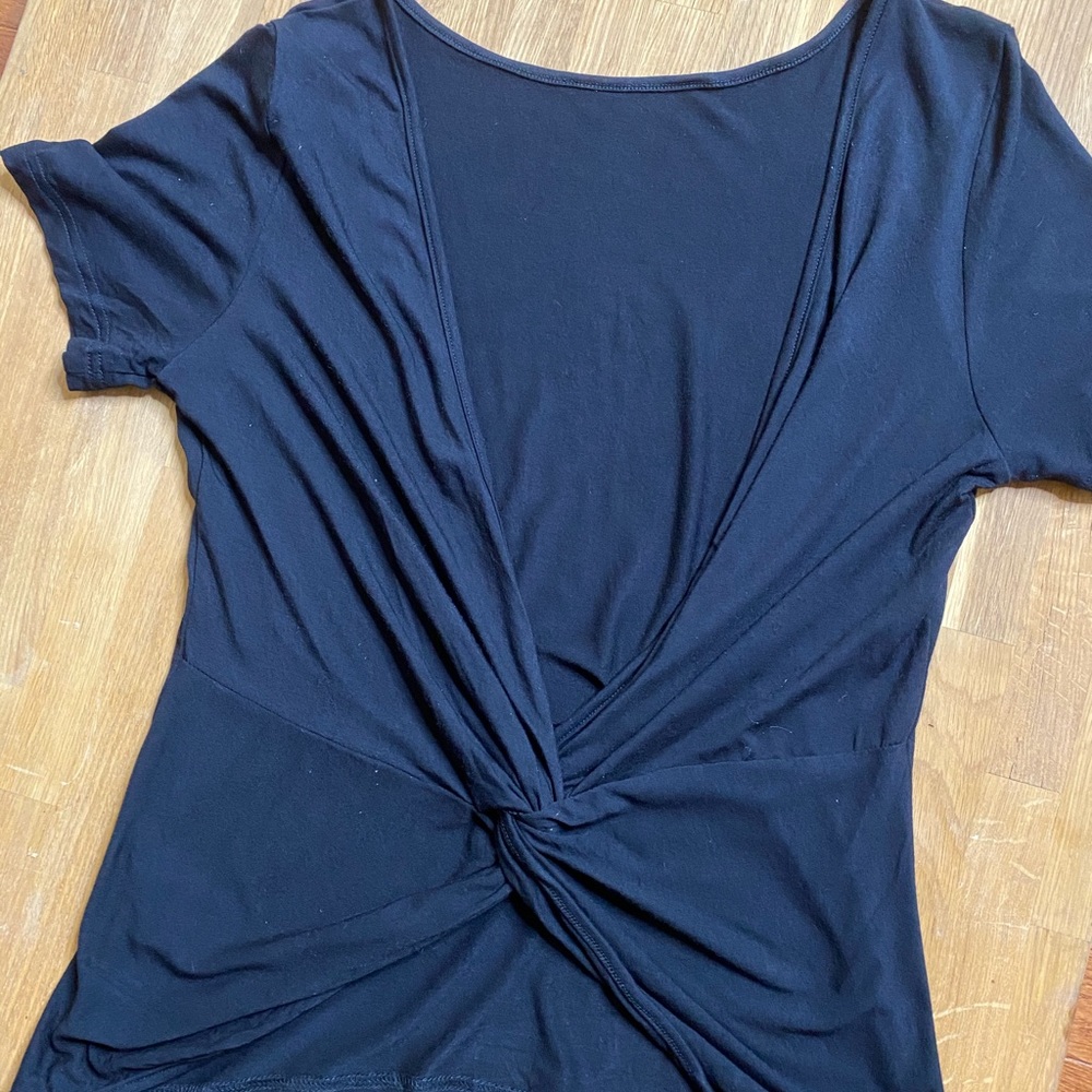 BLACK top with twisted back knot - Picture 4 of 4